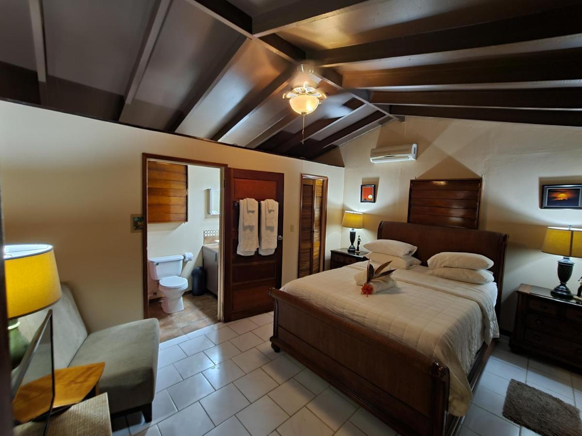 Yocamatsu Bed and Breakfast Caye Caulker Buitenkant foto