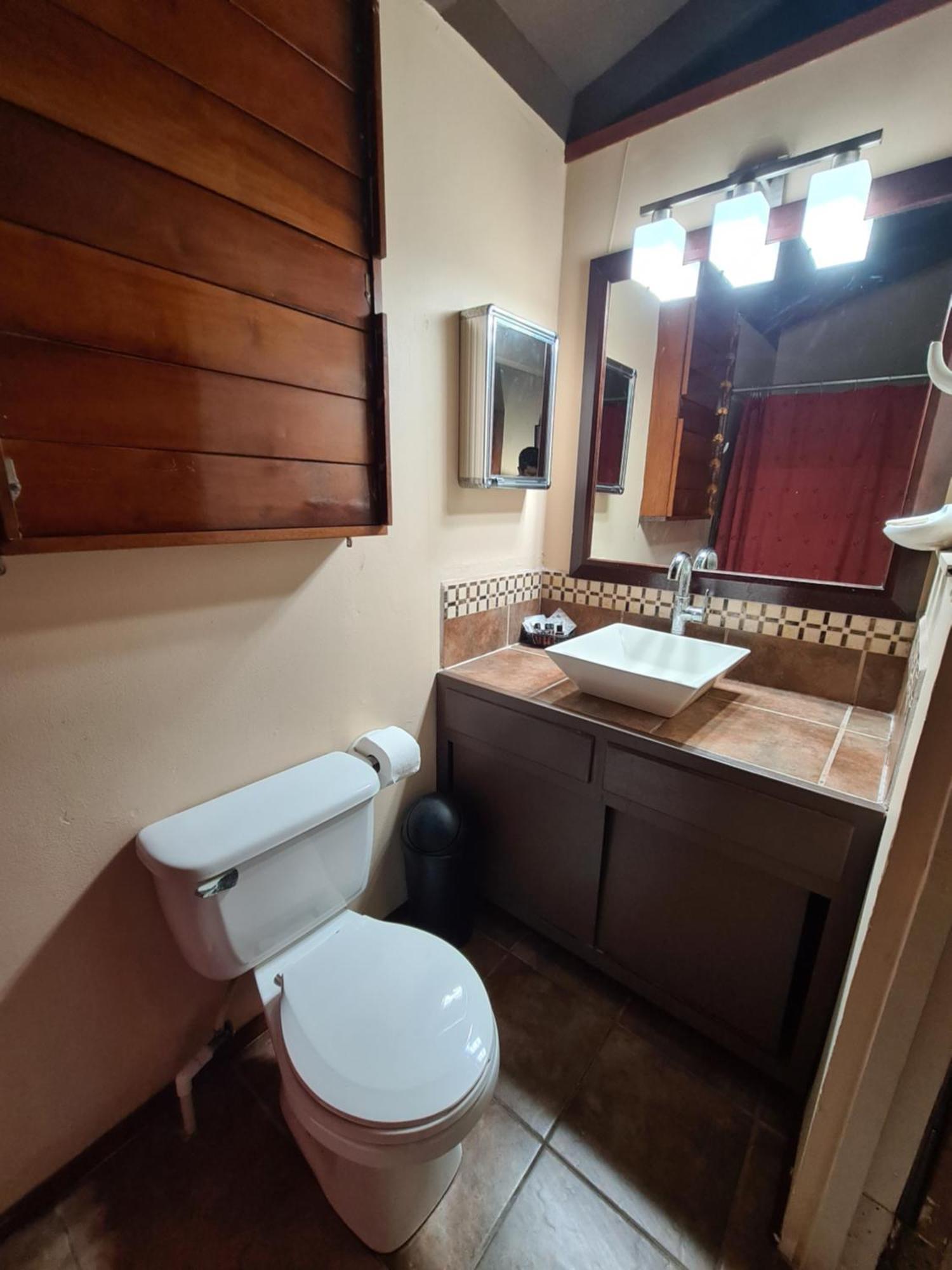 Yocamatsu Bed and Breakfast Caye Caulker Buitenkant foto