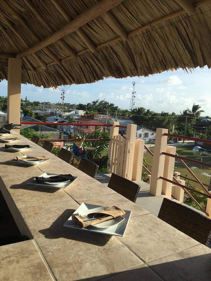 Yocamatsu Bed and Breakfast Caye Caulker Buitenkant foto